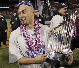 victorino-trophy275.jpg